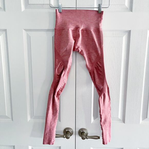 Alphalete Aero Leggings in Rose Pink - Picture 4 of 11